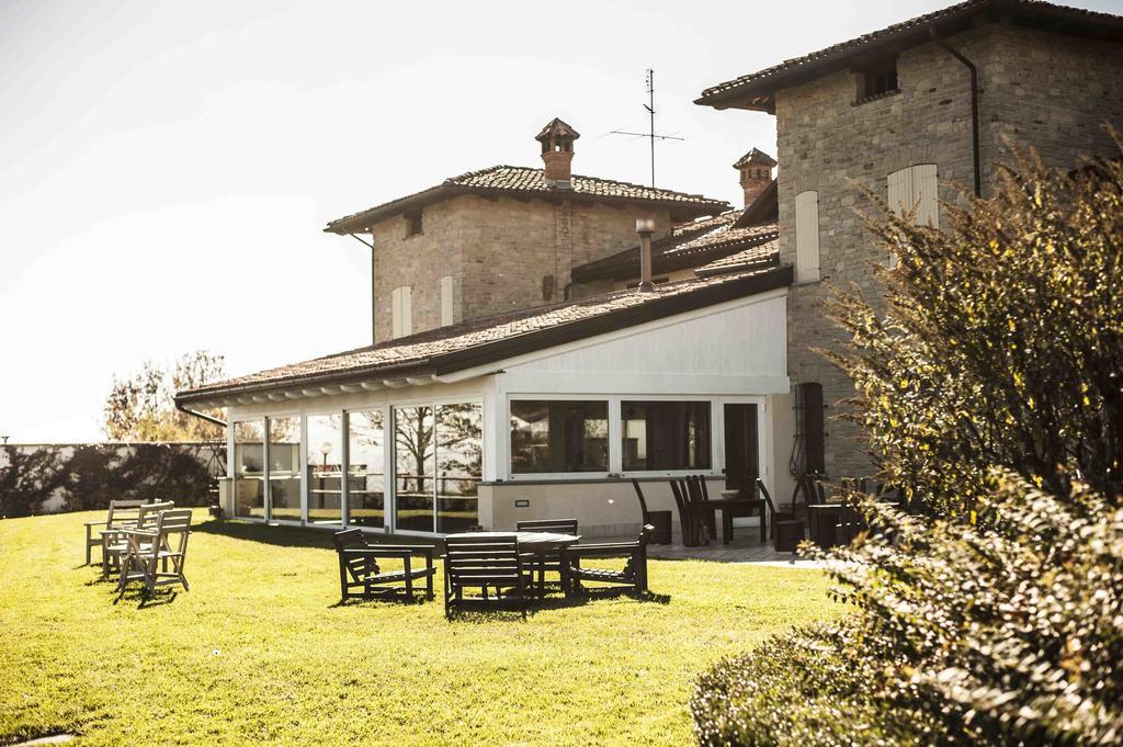 Azienda Agrituristica Alcastle Montabone Buitenkant foto